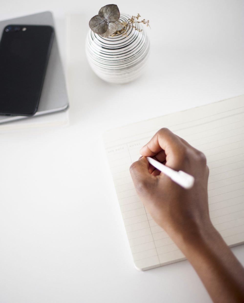 Journaling is one way to help provide emotional stability and cultivating gratitude in Oregon. Counselors in Tigard, OR can help you practice mindfulness. Get therapy for social anxiety in Tigard, OR and online therapy in Oregon here!