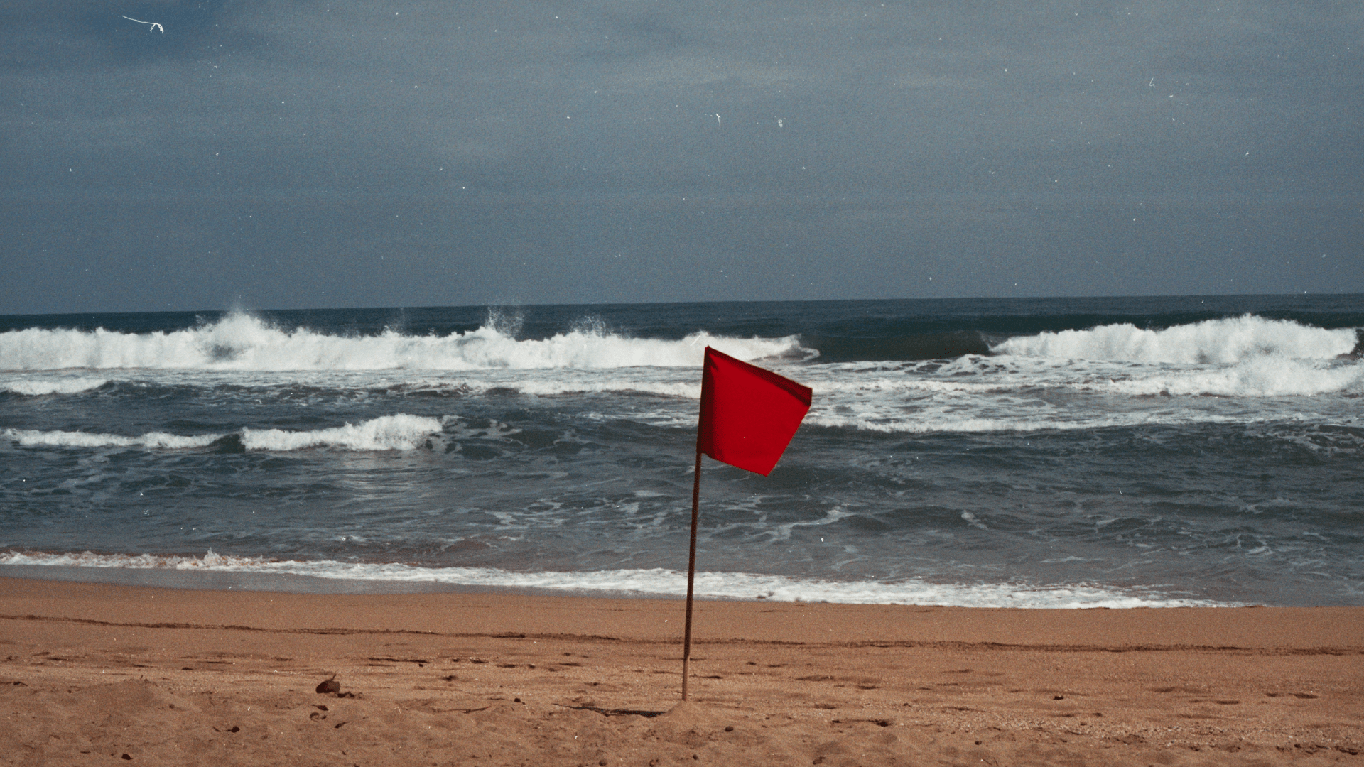 Red Flags - How To Seek Out 'Green Flag' Relationships