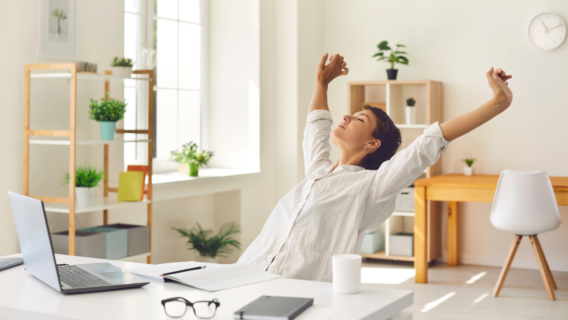 happy working woman | stress counseling in Tigard, OR | life transitions | social anxiety | business therapist | therapists | 97223 Image of a woman sitting at her desk smiling. Are you feeling overworked or stressed from life transitions? Maybe you are struggling at work due to social anxiety in Oregon. Our therapists are here to help you. Contact our business therapist to start stress counseling in Tigard, OR 97223.