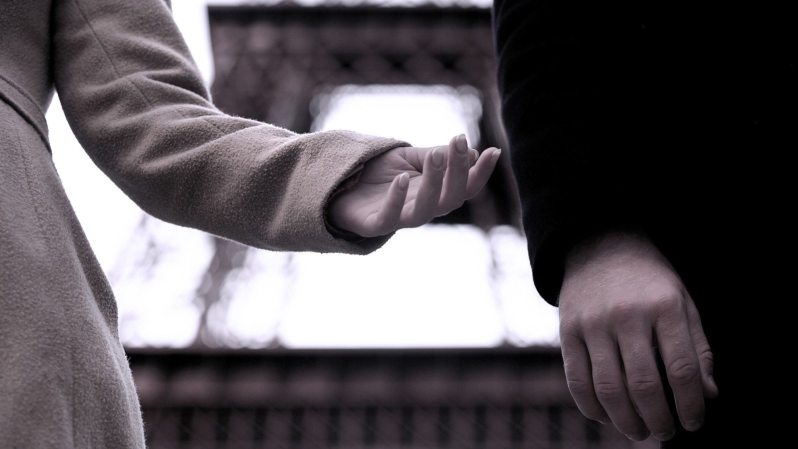 reaching hand | codependency counseling | online therapy for codependency | symptoms of codependency tigard, or | 7223 | 97224 | 97281 A close up of a person reaching for the hand of their partner without reciprocation. Learn more about the support an Oregon online therapist can offer via codependent therapy Tigard, OR. Search for symptoms of codependency Tigard, OR for more info.