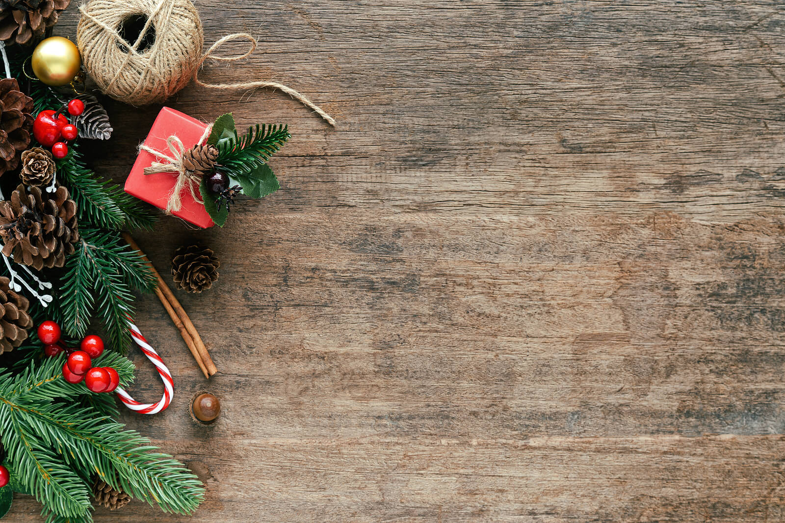A close up of holiday decor for Discover Counseling. Learn how a codependency therapist in Tigard, OR can offer support this holiday season. Search for online therapy for codependency or codependency therapy near me today.
