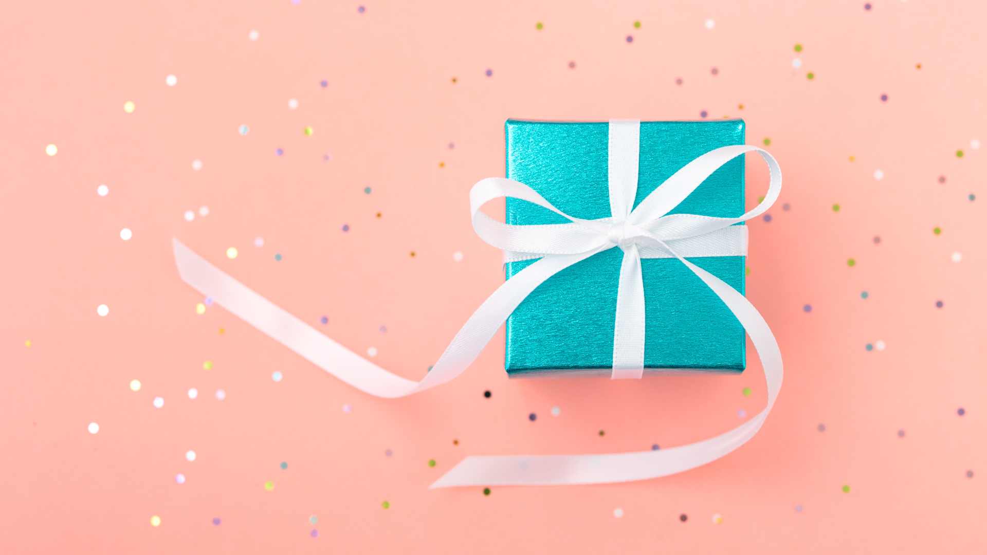 Diving Deeper: Social Rewards of Perfectionism